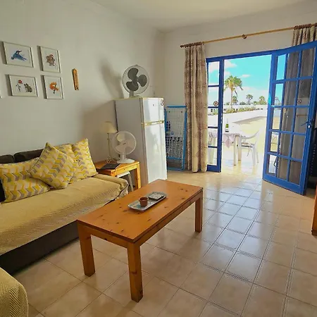 Atalaya Complex Puerto Del Carmen, Large Open Terrace With Loungers * بويرتو ذيل كارمين