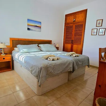 Atalaya Complex Puerto Del Carmen, Large Open Terrace With Loungers * プエルト・デル・カルメン