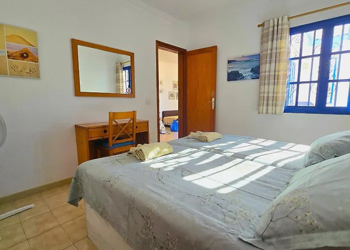 Apartament Atalaya Complex Puerto Del Carmen, Large Open Terrace With Loungers Puerto del Carmen (Lanzarote)